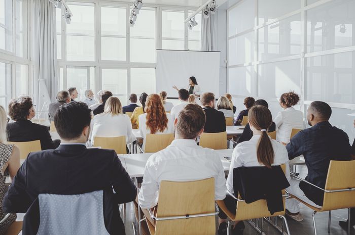 Mengenal Focus Group Discussion Dalam Proses Melamar Kerja Catat