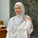 Revalina S. Temat dan Peran Karakter Perempuan Tangguh di Film Barunya