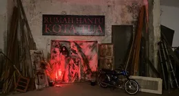 5 Tips Berkunjung ke Rumah Hantu Kota Tua, Tempat Horor Viral di ...