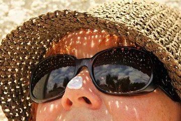 Pilihlah sunscreen yang tepat untuk kulit