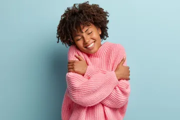Apa arti mencintai diri sendiri atau self-love, dan bagaimana caranya?