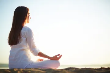 Perbedaan mindfulness dan meditasi