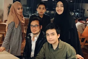 Keluarga Cindy Fatikasari