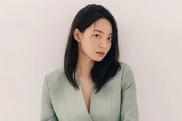 Shin Min Ah 
