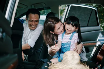 Mendidik anak perempuan agar percaya diri