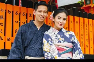 Nindy dan suami