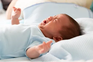 Ilustrasi bayi menangis