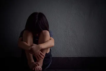 Kekerasan pada perempuan di bawah umur yang terjadi pada anak panti asuhan di kota Malang, Jawa Timur. 
