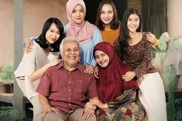 Film Terimakasih Emak Terimakasih Abah.