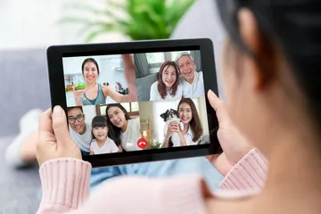 Ilustrasi video call group via Telegram
