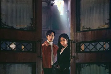 Rekomendasi drama Korea Juli 2022 di Netflix, salah satunya adalah Sell Your Haunted House: Season 1.