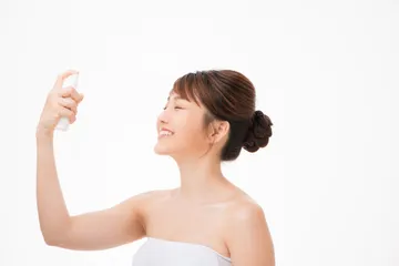 Tak perlu beli baru, face mist juga bisa dibuat sendiri di rumah.