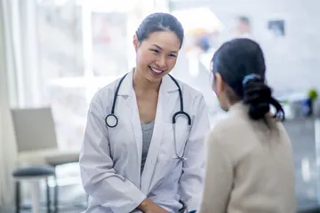 Ilustrasi - Medical Check up dalam tahapan mencari lowongan kerja