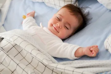 Manfaat tidur siang bagi anak-anak, salah satunya membantu ia belajar.
