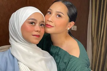 Harga baju hamil artis, Nagita Slavina hingga Lesty Kejora.