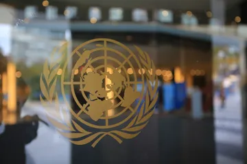 Berkarier di NGO