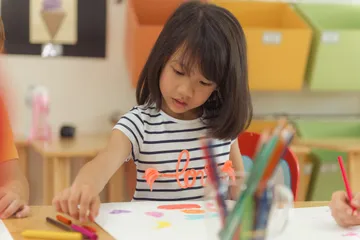 Beberapa permainan yang dapat menunjang pendidikan anak, apa saja?