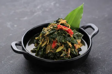 Tips memasak daun pepaya agar tidak pahit