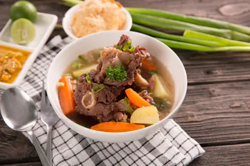 Sup buntut empuk bisa jadi menu Hari Raya Iduladha.