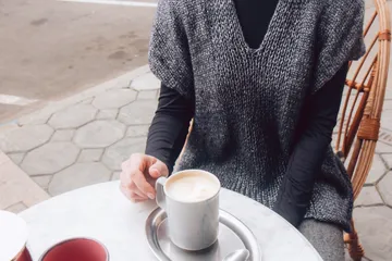 Rekomendasi sweater vest di e-commerce