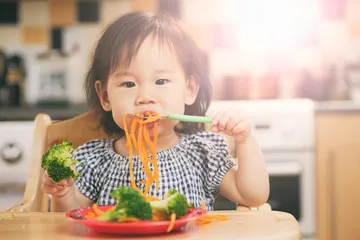 Menyembunyikan sayuran pada makanan anak