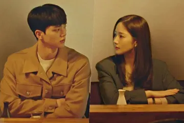 Song Kang dan Park Min Young dalam drama terbaru mereka berjudul 'Forecasting Love and Weather'.