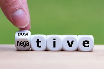 Cara memerangi pikiran negatif bagi pemilik kecemasan.