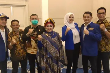 Pengurus PB. Parfi Periode 2020 - 2025 Pimpinan Alicia Djohar.   Artikel ini telah tayang di WartaKotalive.com dengan judul Inilah Daftar Susunan Pengurus PB. Parfi Periode 2020 - 2025 Pimpinan Alicia Djohar.