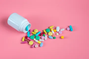 Pilihan produk suplemen biotin untuk jaga kesehatan rambut.