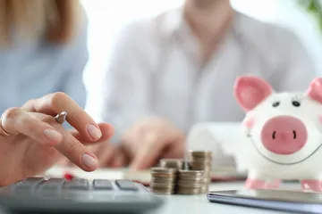 Tips mengelola uang bisnis