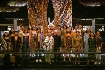 Koleksi Mystery of Borneo karya Franklin Firdaus untuk The Apurva Kempinski Bali.