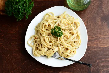 Tips memasak cepat spaghetti carbonara.