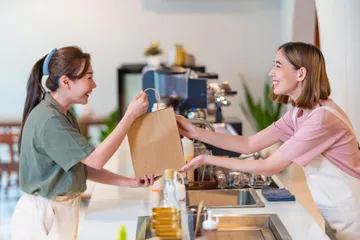 Tips membangun hubungan baik dengan pelanggan.