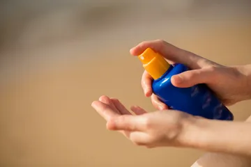 Tips menggunakan sunscreen spray