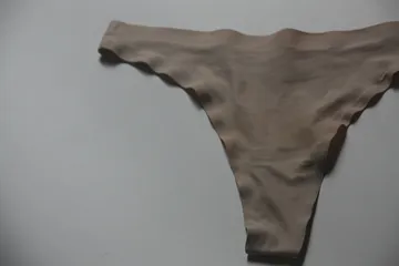 Manfaat celana dalam seamless.