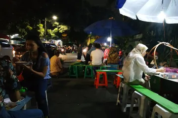 Rekomendasi tempat makan 24 jam di Jakarta yang bisa dikunjungi setelah nonton konser Westlife di GBK