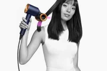 Rekomendasi hair dryer mewah multifungsi, Dyson Supersonic.