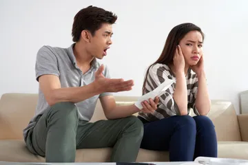 ilustrasi kalimat yang sebaiknya tidak pasangan katakan pada kita