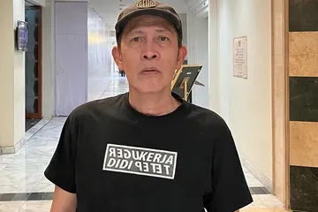 Yayu Unru meninggal dunia.