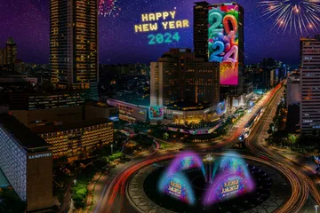 Malam perayaan tahun baru 2024 ada pertunjukan Kirana Jakarta by City Vision di Bundaran HI.