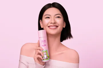 SK-II Facial Treatment Essence x Maison Kitsun&eacute; Limited Edition (Pink).