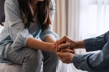 Obrolan sebelum tahap menikah adalah hal wajib dilakukan sepasang kekasih.