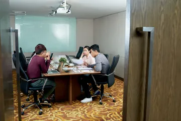 Ada 5 lowongan kerja di BUMN Virama Karya, cek posisi dan syaratnya.
