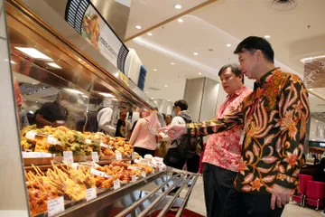 AEON Deltamas, Cikarang, telah dibuka dengan fasilitas super lengkap.