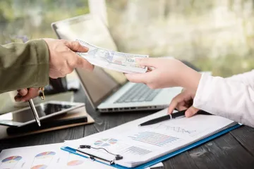 Beberapa hal yang harus dipertimbangkan sebelum pinjam modal untuk mewujudkan ide usaha