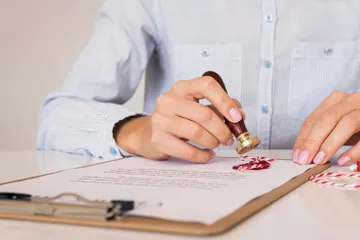 ilustrasi cara ajukan sertifikasi halal untuk UMKM lewat aplikasi shopee