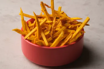 Tips membuat stik ubi panggang untuk camilan MPASI anak.