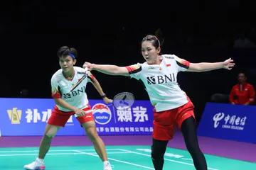 Ganda putri Indonesia, Siti Fadia Silva Ramadhanti/Ribka Sugiarto, saat tampil pada final Uber Cup 2024 di Chengdu, China, 5 Mei 2024.