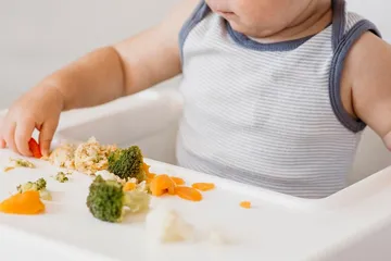 Tips jika bayi yang sudah MPASI tidak bisa mengunyah makanan
