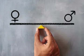 Mengajarkan kesetaraan gender pada anak sejak dini.